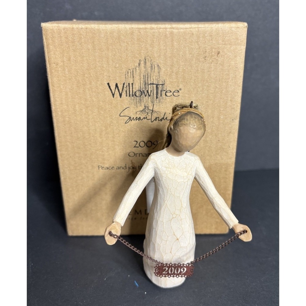 Willow Tree Demdaco Susan Lordi 2009 Ornament Peace and Joy Through the Year